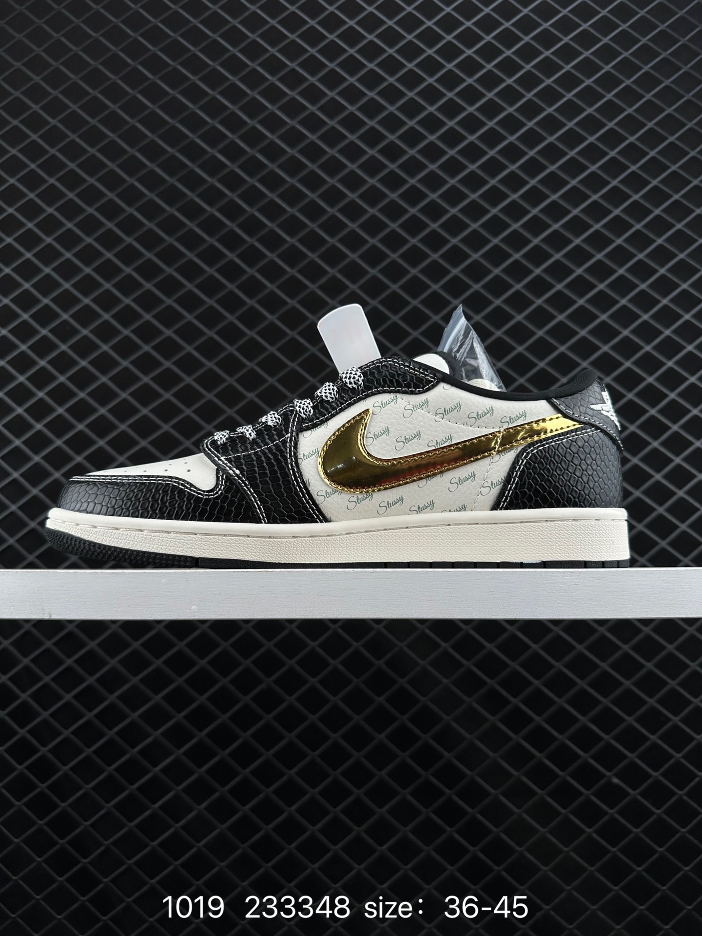 Travis Scott x Air Jordan 1 ” Reverse Mocha “